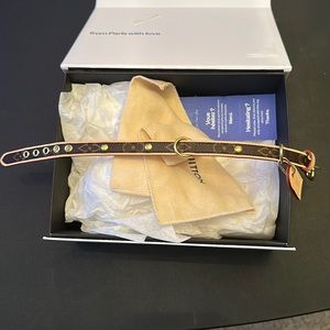 Louis Vuitton Baxter XS dog collar